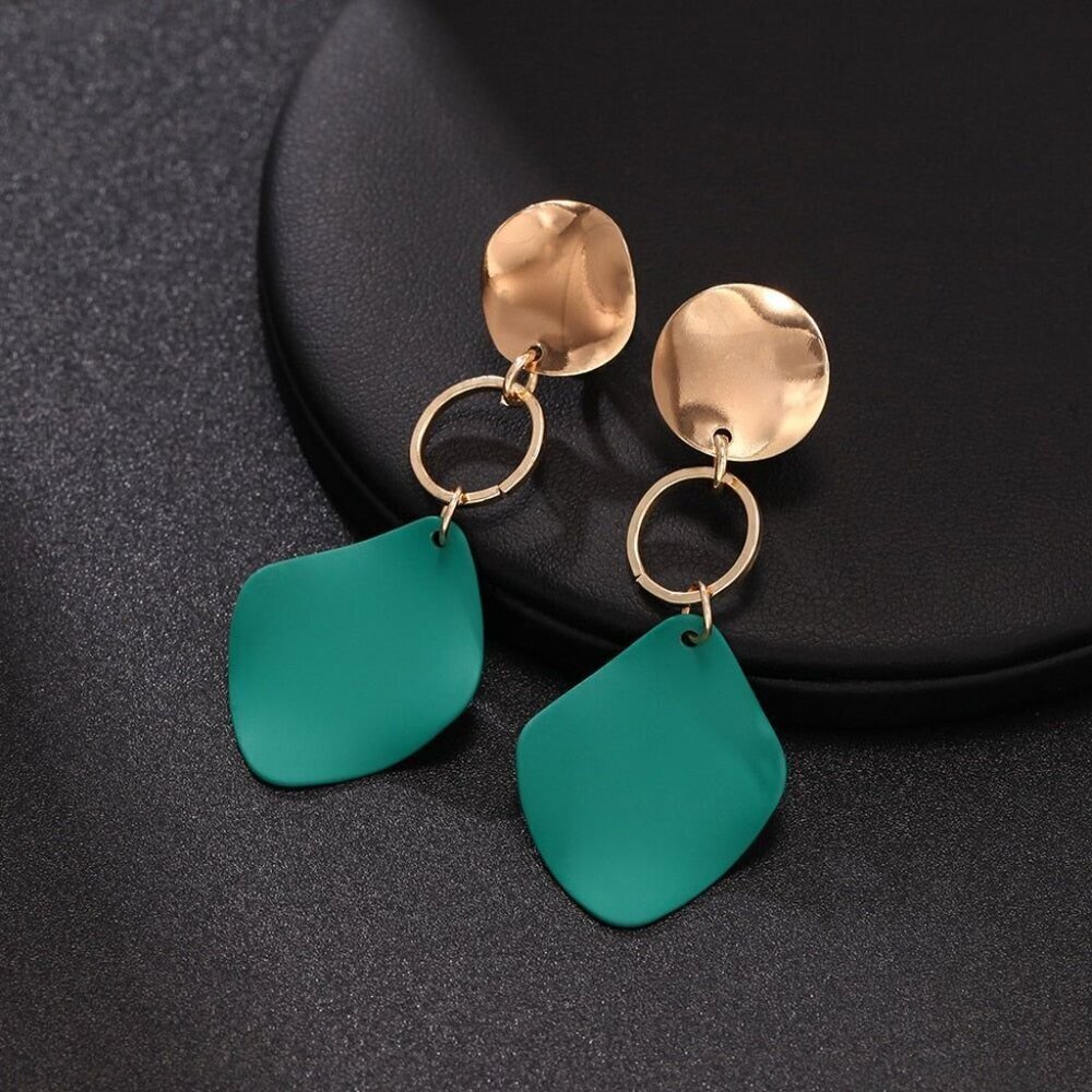 Retro Modernist Geometric Green Enamel Gold Metal Wavy Dangle Earrings